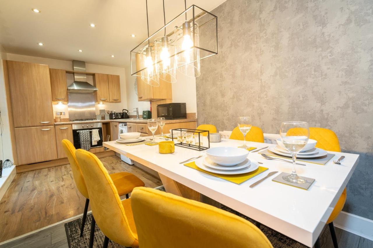 Luxe Place - Netflix & Workspace For 6 Birmingham Esterno foto